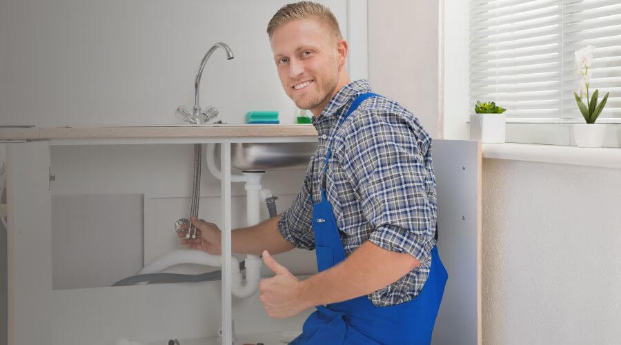 Expert burst pipe repair services in Standard, IL